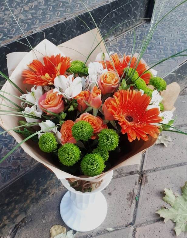 Букет цветов из: Герберы, Хризантемы, Альстромерии и Розы в Дмитриевском