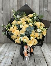Букет цветов из:  Розы и Лизиантусы в Дмитриевском