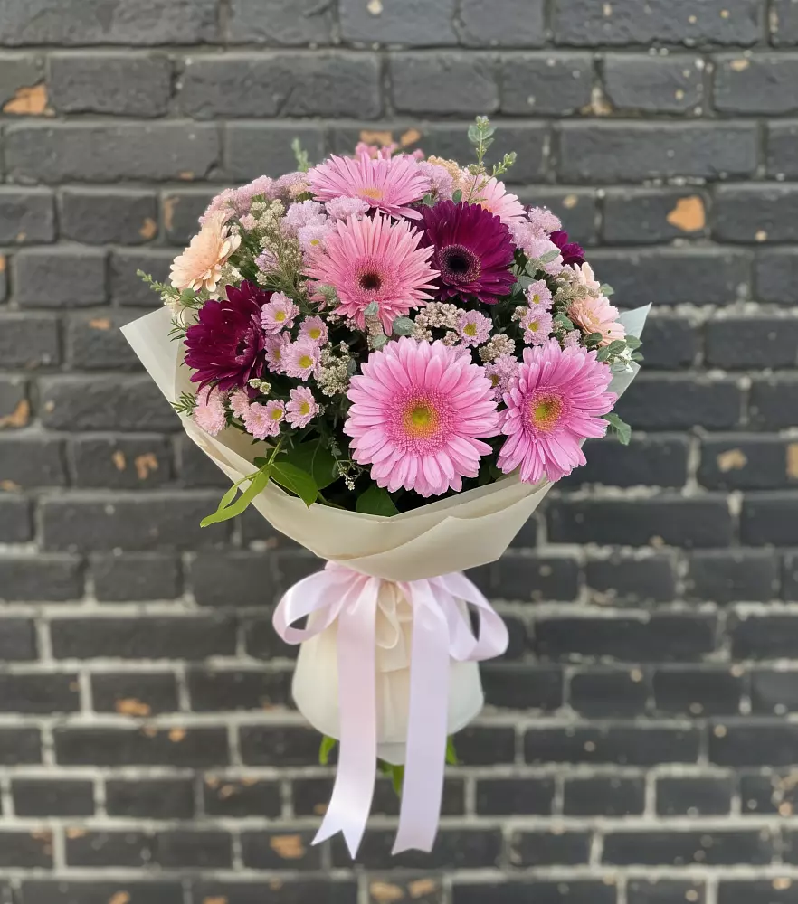 Букет цветов из: Герберы и Хризантемы в Дмитриевском