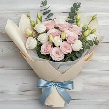 Букет цветов из:  Лизиантусы в Дмитриевском