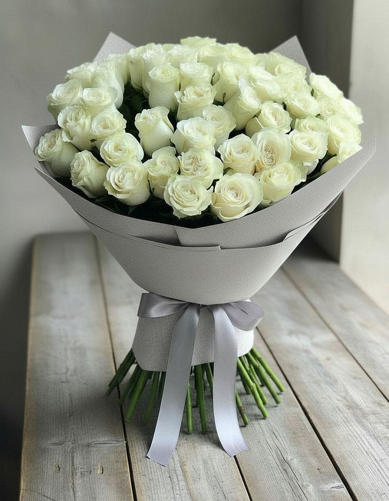 Букет 35 Белых роз в Дмитриевском