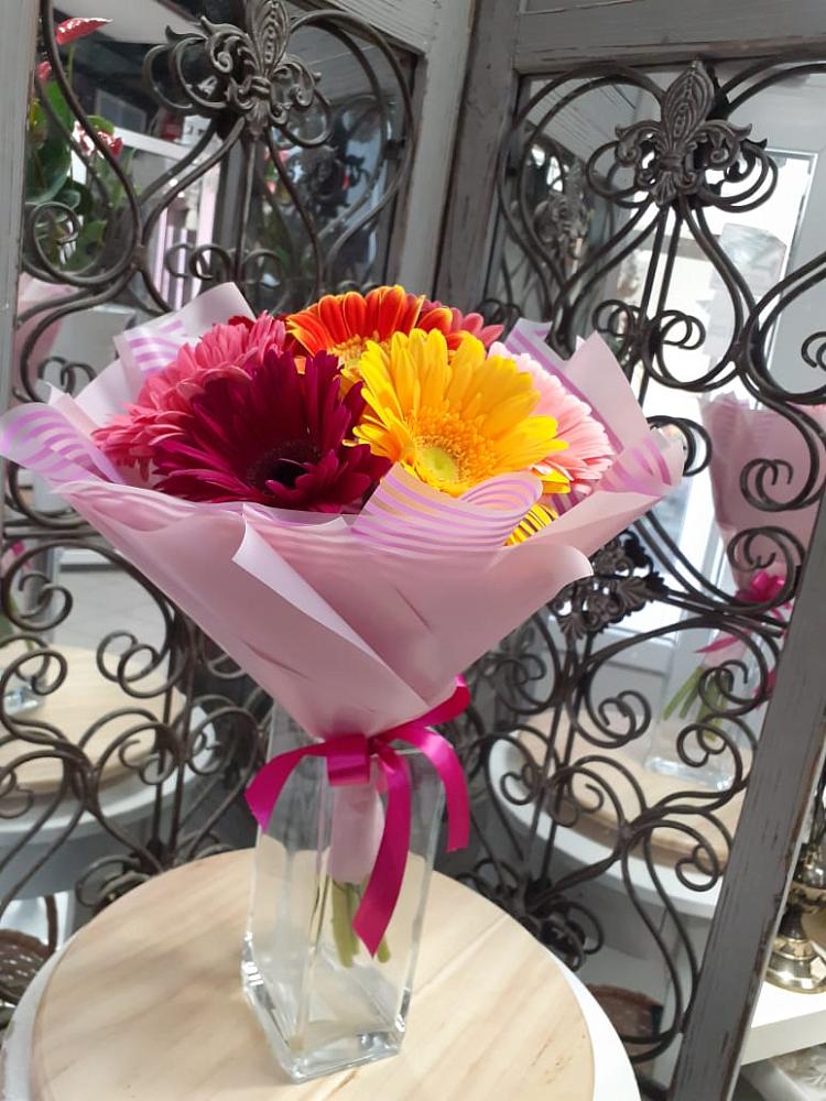 Букет цветов из: Герберы в Дмитриевском