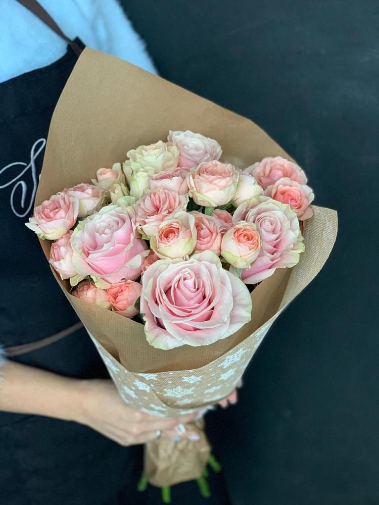 Букет цветов из: Хризантемы и Розы в Дмитриевском