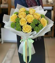Букет цветов из:  Хризантемы и Розы в Дмитриевском