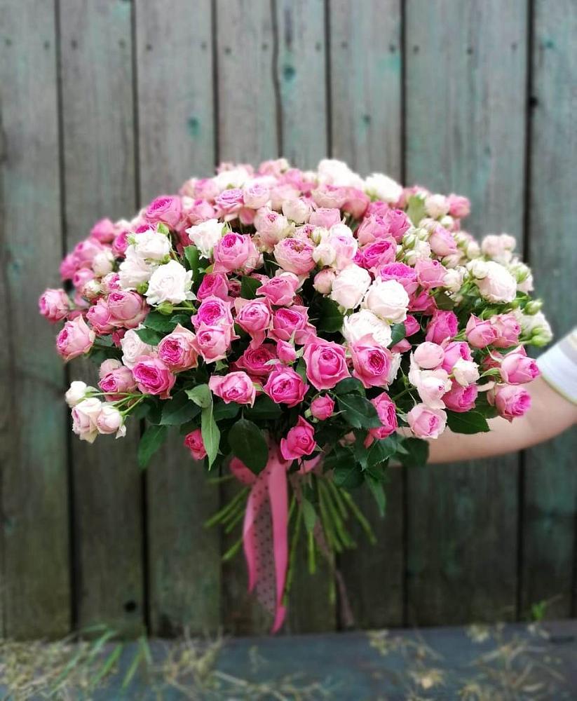 Букет Розовые кустовые розы Натали и Лав Лидия в Дмитриевском