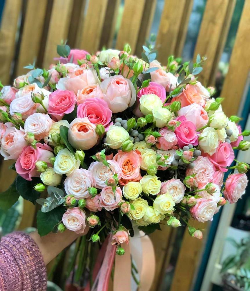 Букет цветов из: Розы в Дмитриевском