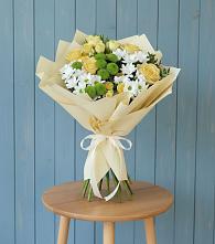 Букет цветов из:  Хризантемы и Розы в Дмитриевском