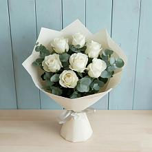 Букет Белые розы в Эвкалипте в Дмитриевском