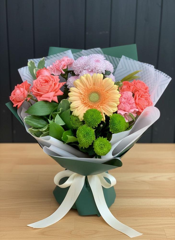 Букет цветов из: Гвоздики, Розы, Герберы и Хризантемы в Дмитриевском