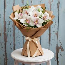 Букет цветов из:  Орхидеи и Розы #REPLACE_PRED# Дмитриевском